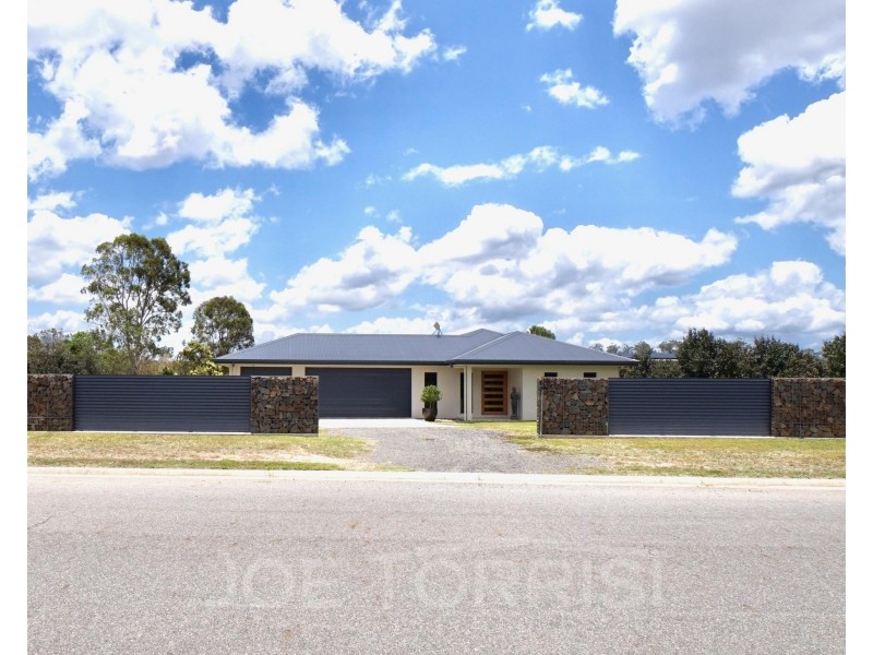 11 Catherine Atherton Drive, Mareeba QLD 4880