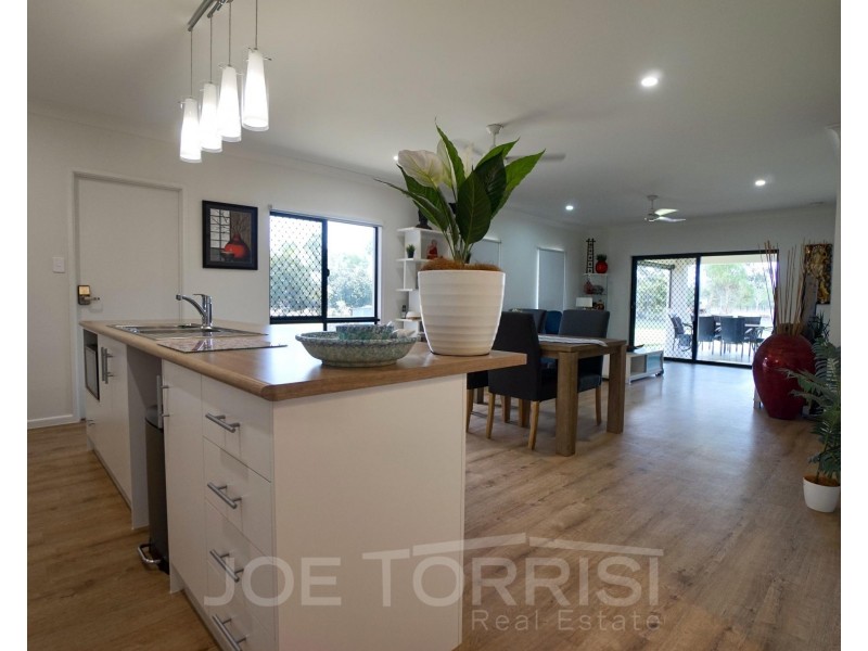 11 Catherine Atherton Drive, Mareeba QLD 4880