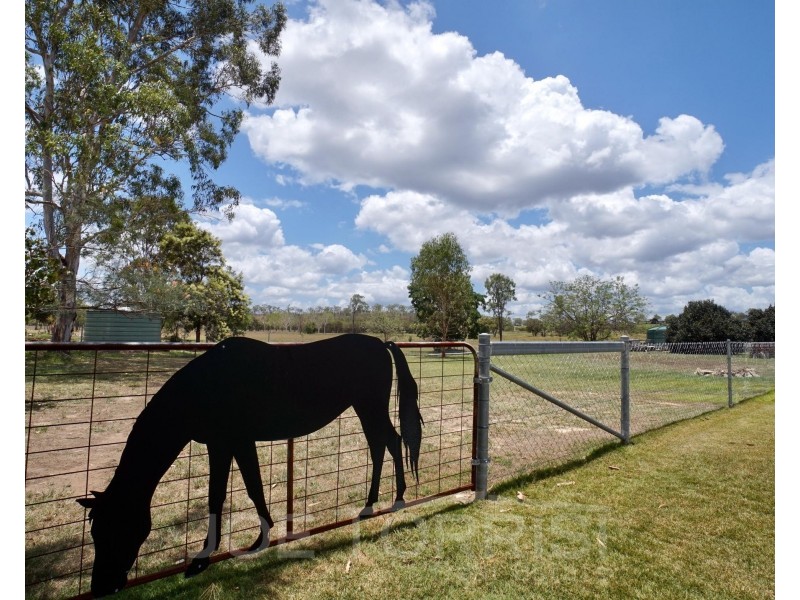 11 Catherine Atherton Drive, Mareeba QLD 4880
