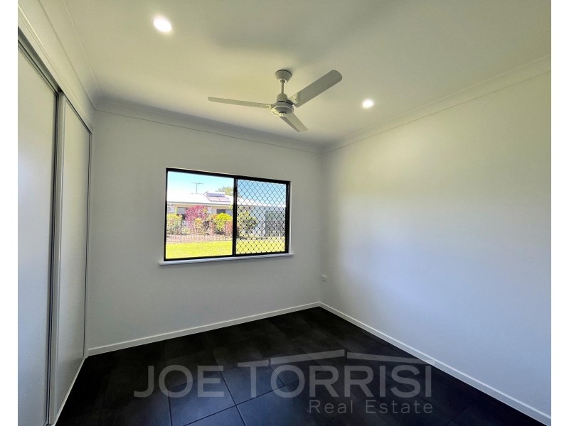 8 Dural Close, Mareeba QLD 4880