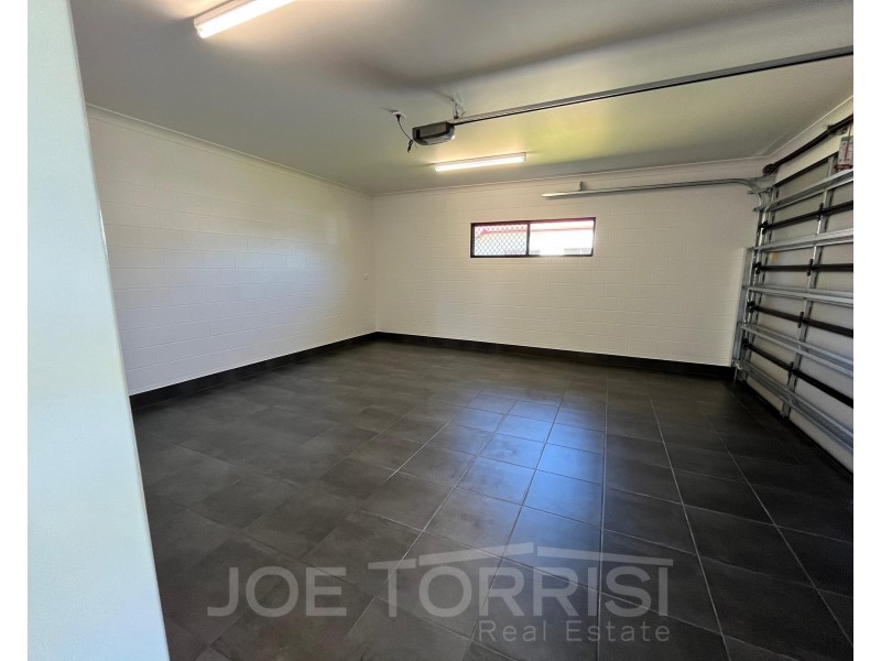 8 Dural Close, Mareeba QLD 4880