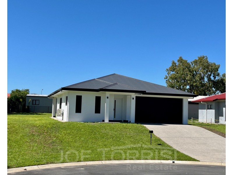 8 Dural Close, Mareeba QLD 4880