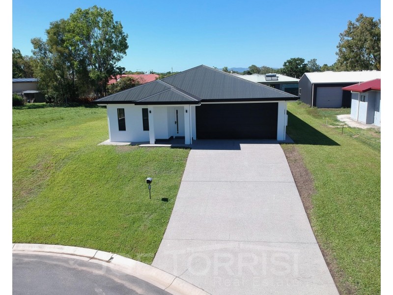 8 Dural Close, Mareeba QLD 4880