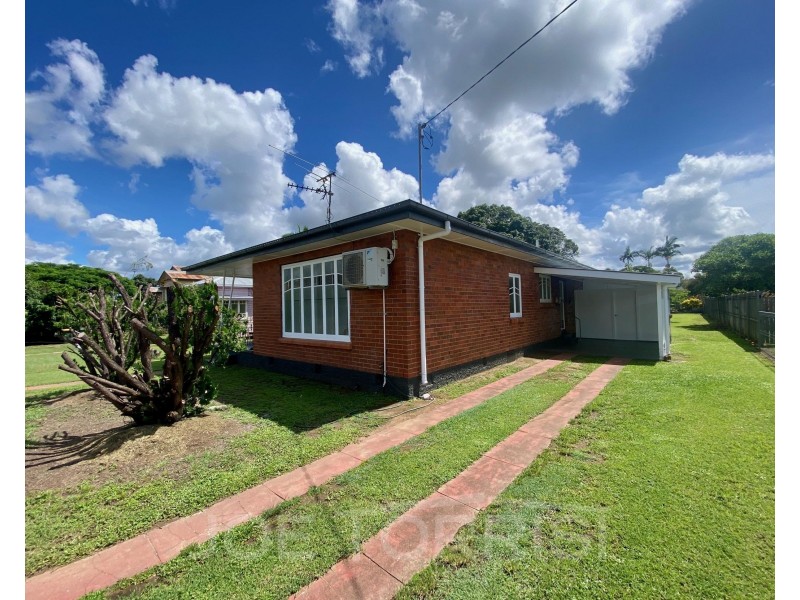 271 Byrnes Street, Mareeba QLD 4880