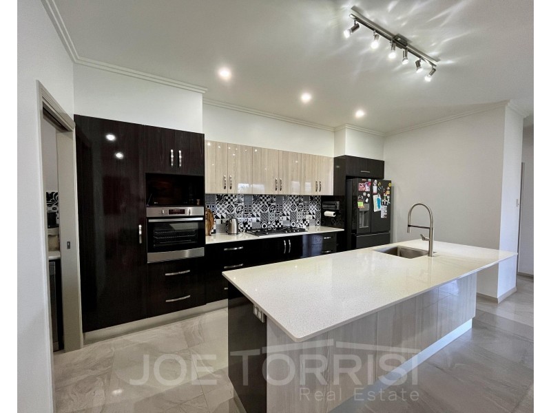 15 Wren Close, Mareeba QLD 4880