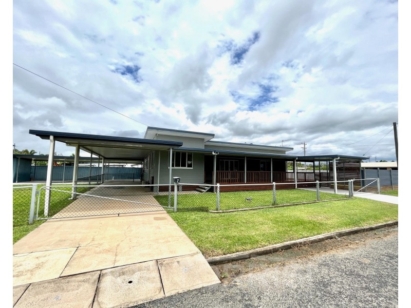 7 Durston Street, Mareeba QLD 4880