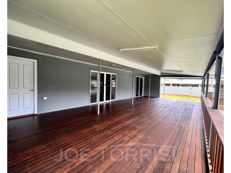 7 Durston Street, Mareeba QLD 4880