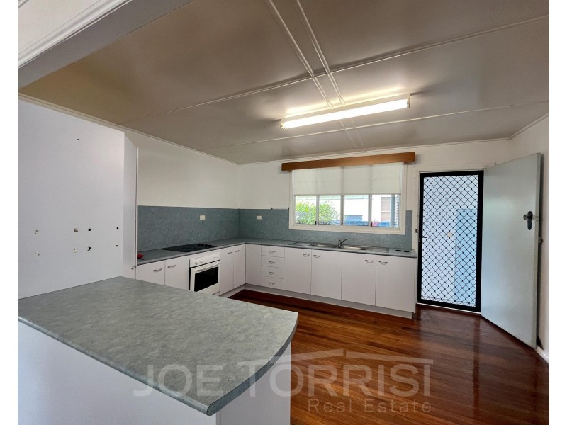 7 Durston Street, Mareeba QLD 4880