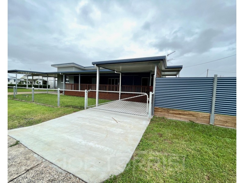 7 Durston Street, Mareeba QLD 4880