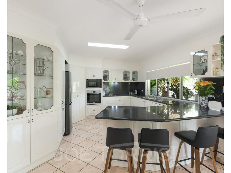 18 Natalie Close, Mareeba QLD 4880