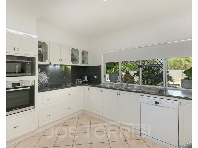 18 Natalie Close, Mareeba QLD 4880