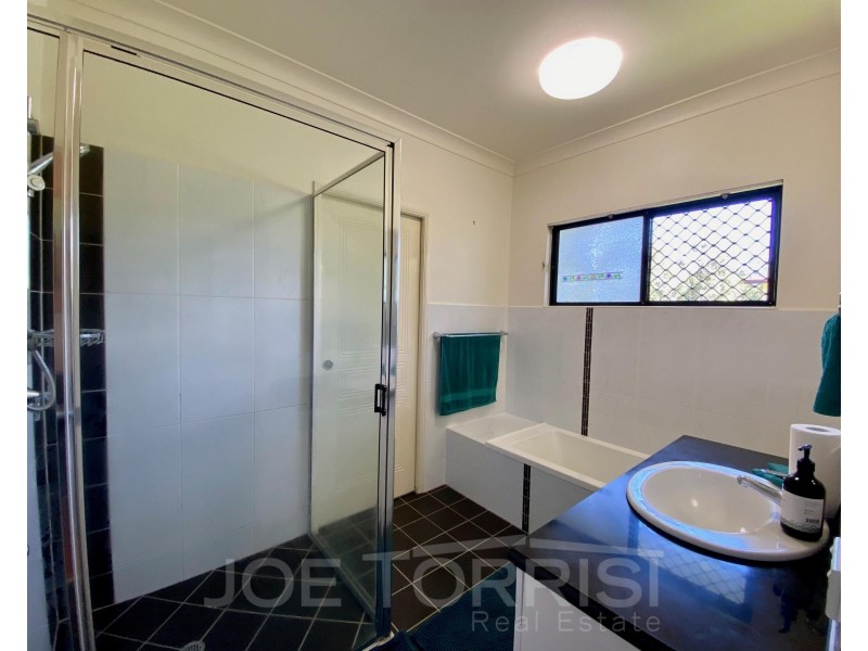 19 Maria Close, Mareeba QLD 4880