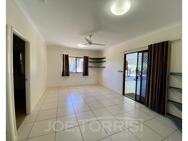 19 Maria Close, Mareeba QLD 4880