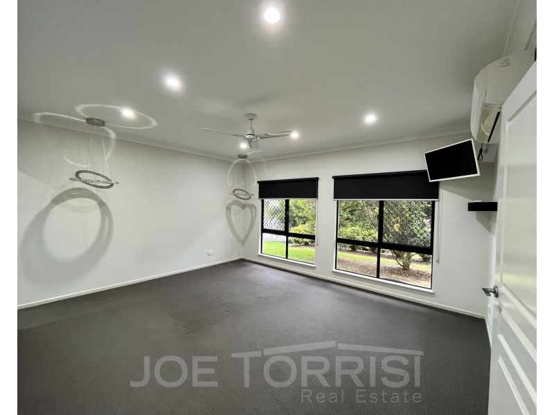 2 Curlew Close, Mareeba QLD 4880