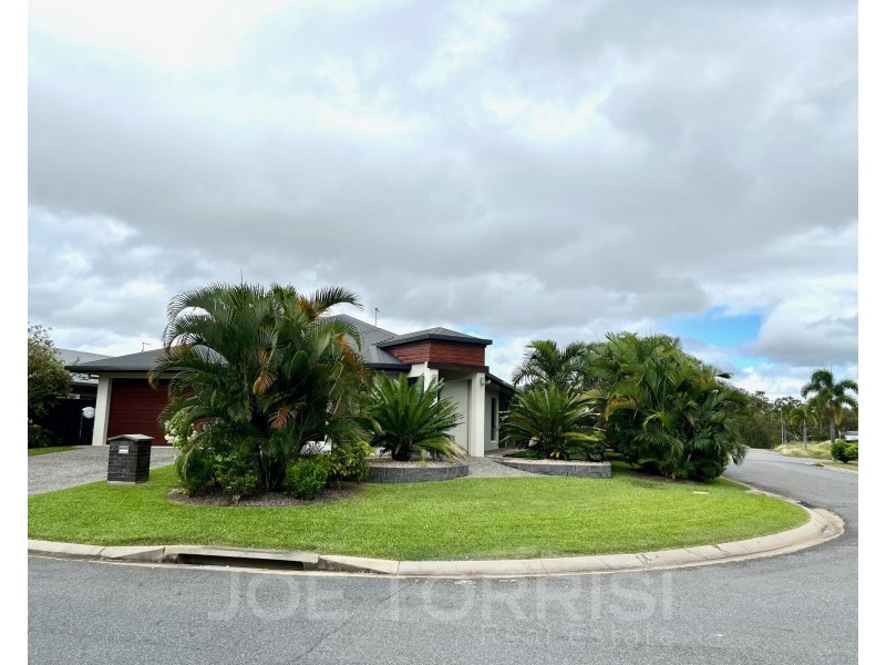 2 Curlew Close, Mareeba QLD 4880