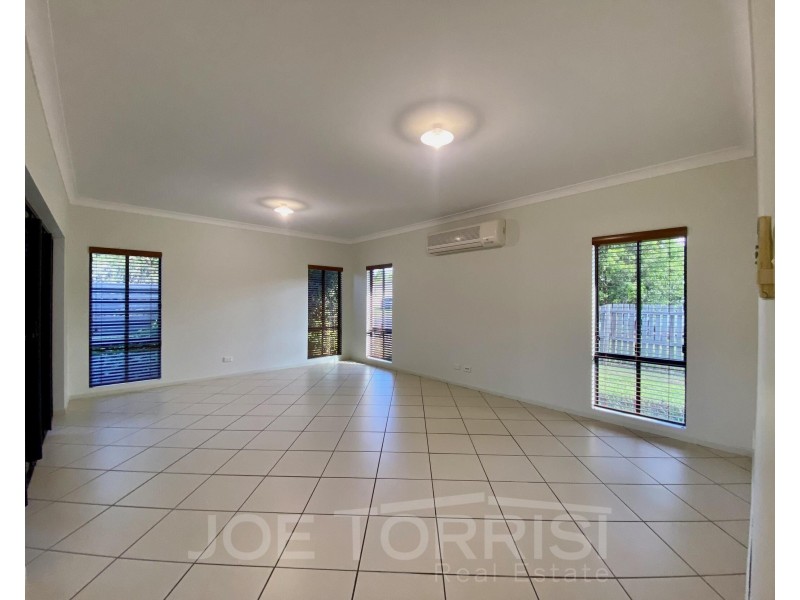 14 River Drive, Mareeba QLD 4880