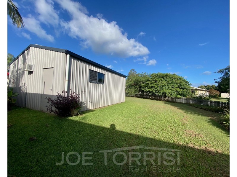 14 River Drive, Mareeba QLD 4880