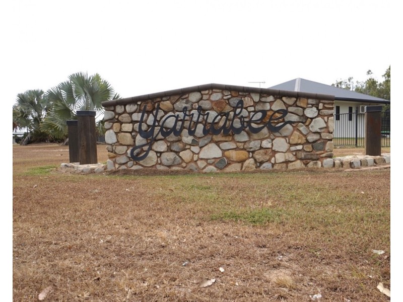 4 Yarrabee Close, Mareeba QLD 4880