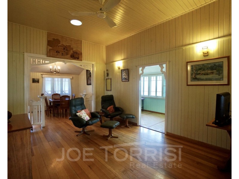 119 Walsh Street, Mareeba QLD 4880