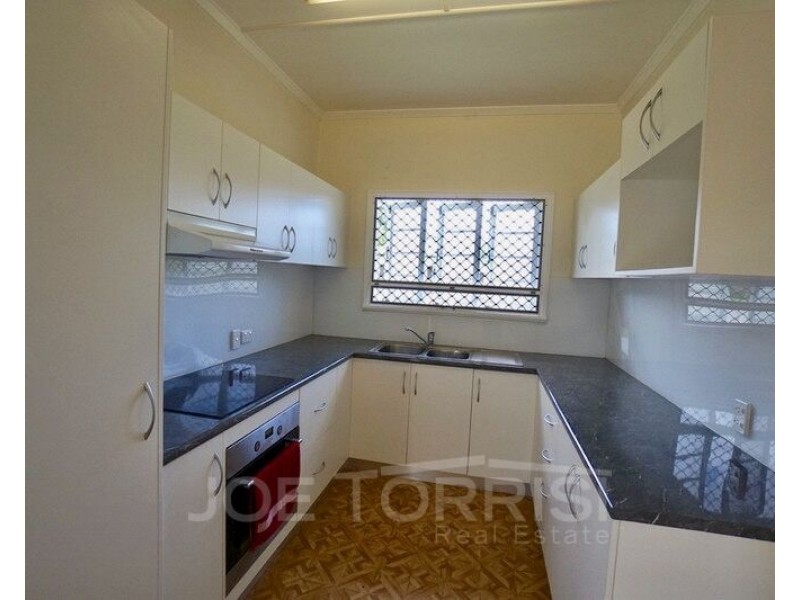 60 Mason Street, Mareeba QLD 4880