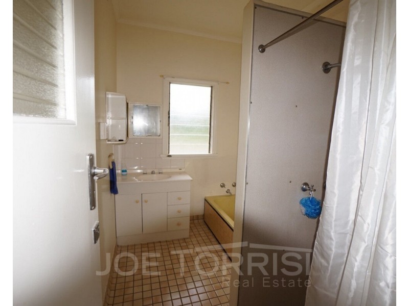 60 Mason Street, Mareeba QLD 4880