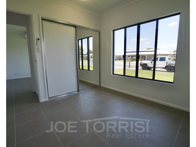 2 Merindah Close, Mareeba QLD 4880