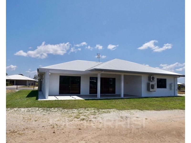 2 Merindah Close, Mareeba QLD 4880