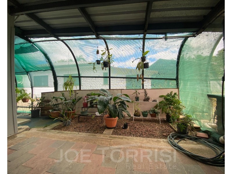 33 Robins Street, Mareeba QLD 4880