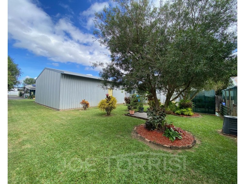 33 Robins Street, Mareeba QLD 4880