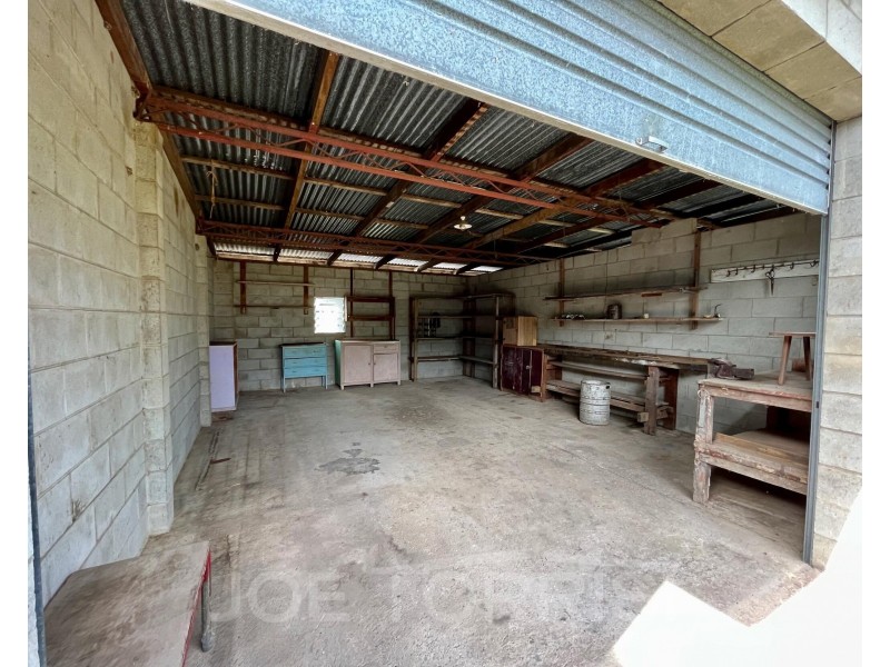 27 Vaughan Street, Mareeba QLD 4880