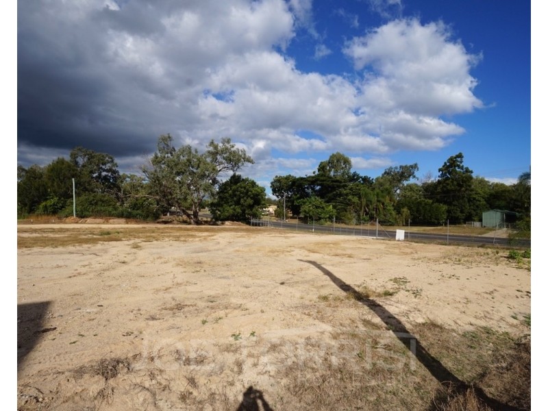 20 Costin Street, Mareeba QLD 4880