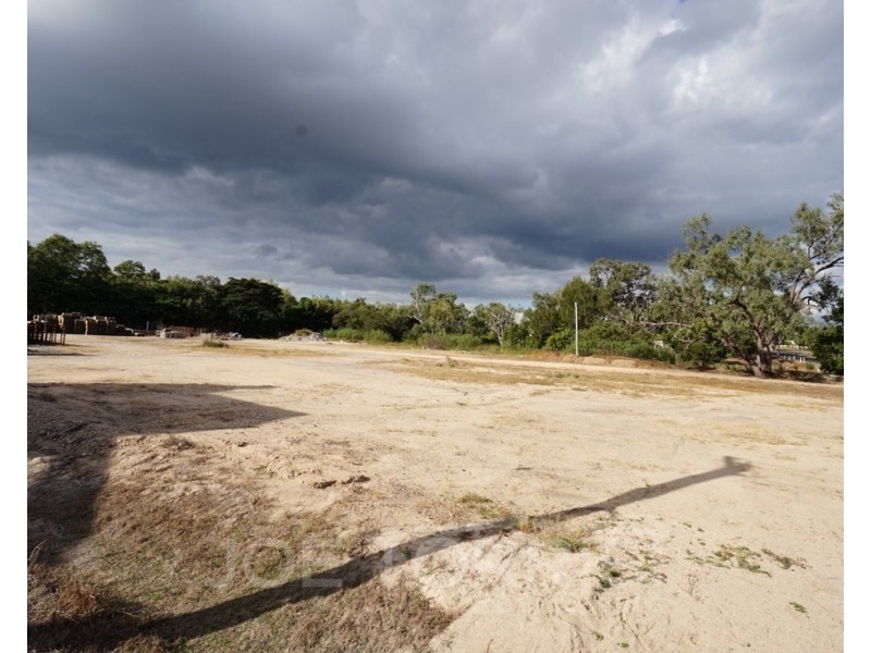 20 Costin Street, Mareeba QLD 4880