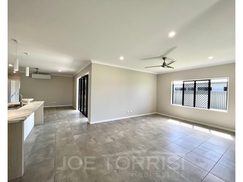 60 Karobean Drive, Mareeba QLD 4880