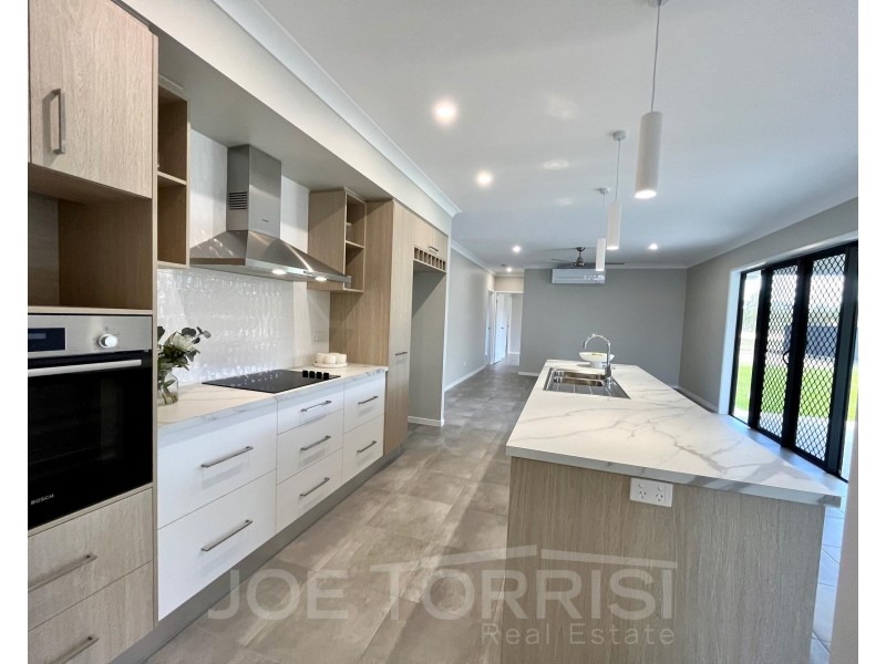 60 Karobean Drive, Mareeba QLD 4880