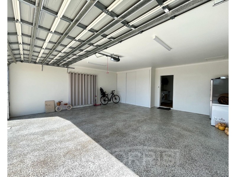 6 Norman Street, Mareeba QLD 4880