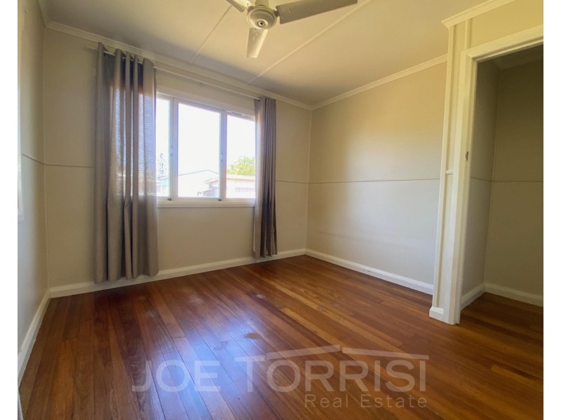 7 Borland Street, Mareeba QLD 4880