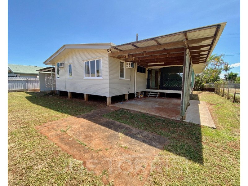 7 Borland Street, Mareeba QLD 4880