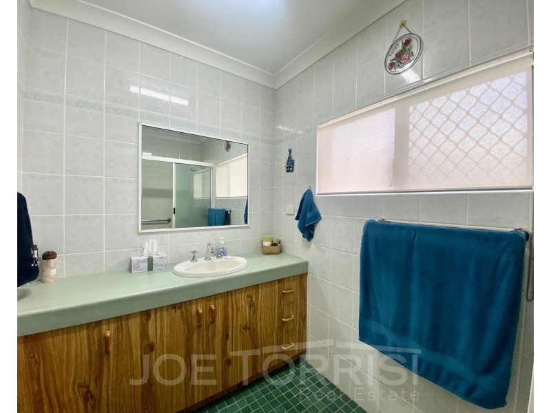 11 Dangaard Street, Mareeba QLD 4880