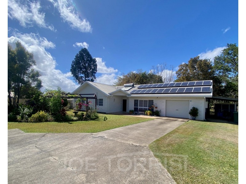 11 Dangaard Street, Mareeba QLD 4880