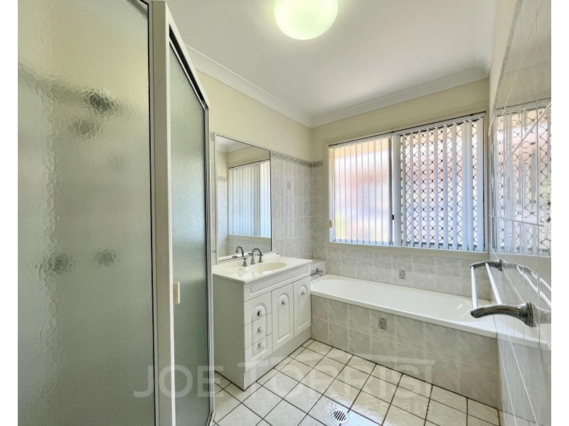 22 Ceola Drive, Mareeba QLD 4880
