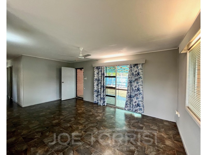 97 Vaughan Street, Mareeba QLD 4880