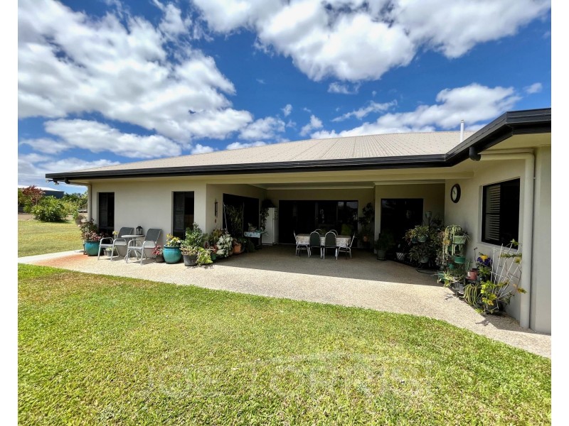 93 Hoolahan Drive, Mareeba QLD 4880