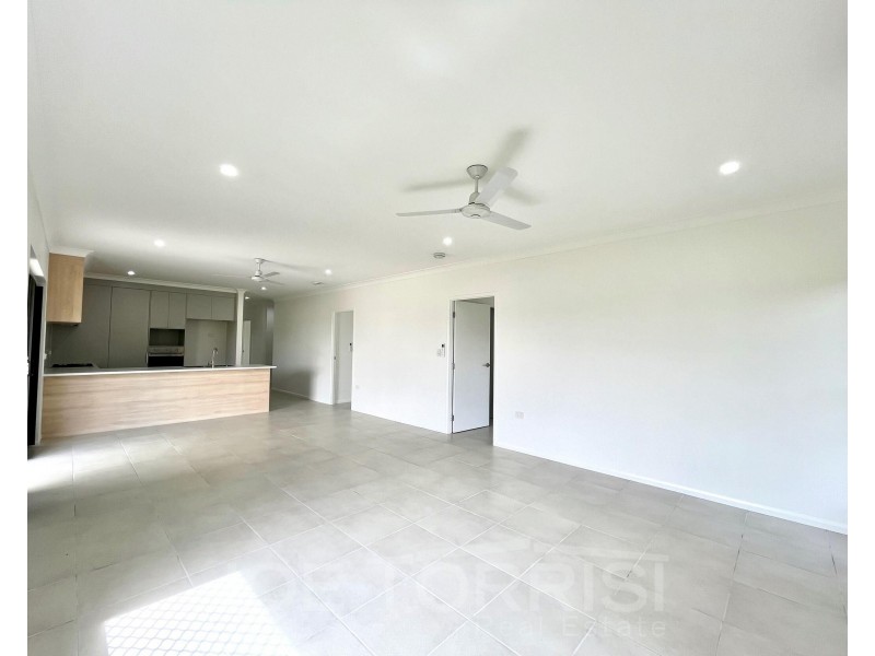 66 Karobean Drive, Mareeba QLD 4880