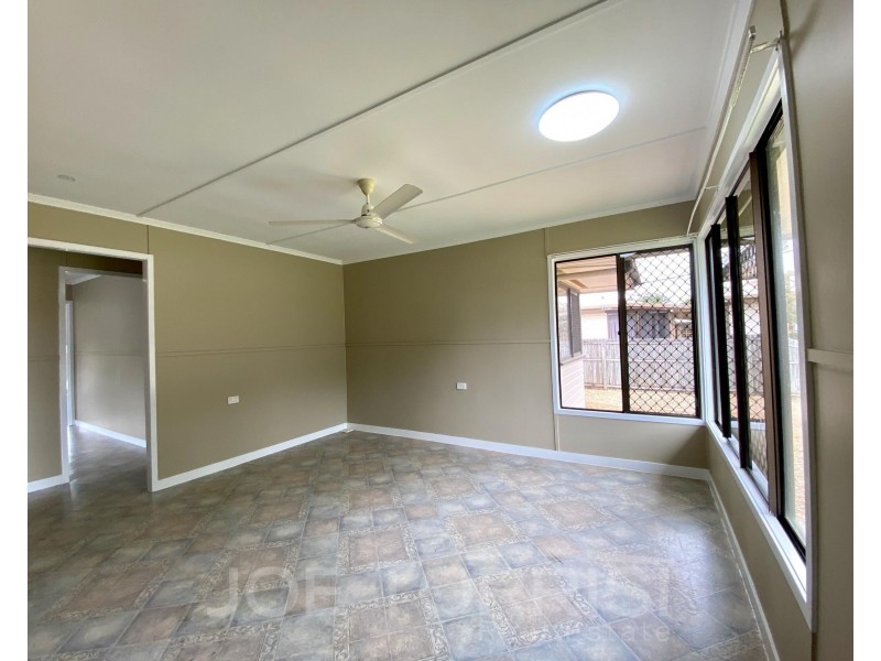 11 Borland Street, Mareeba QLD 4880