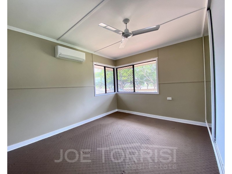 11 Borland Street, Mareeba QLD 4880