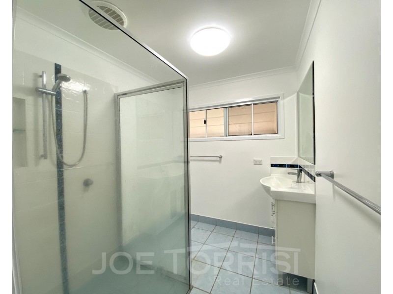 11 Borland Street, Mareeba QLD 4880