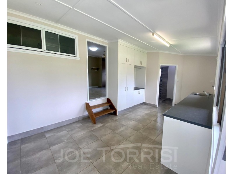 11 Borland Street, Mareeba QLD 4880