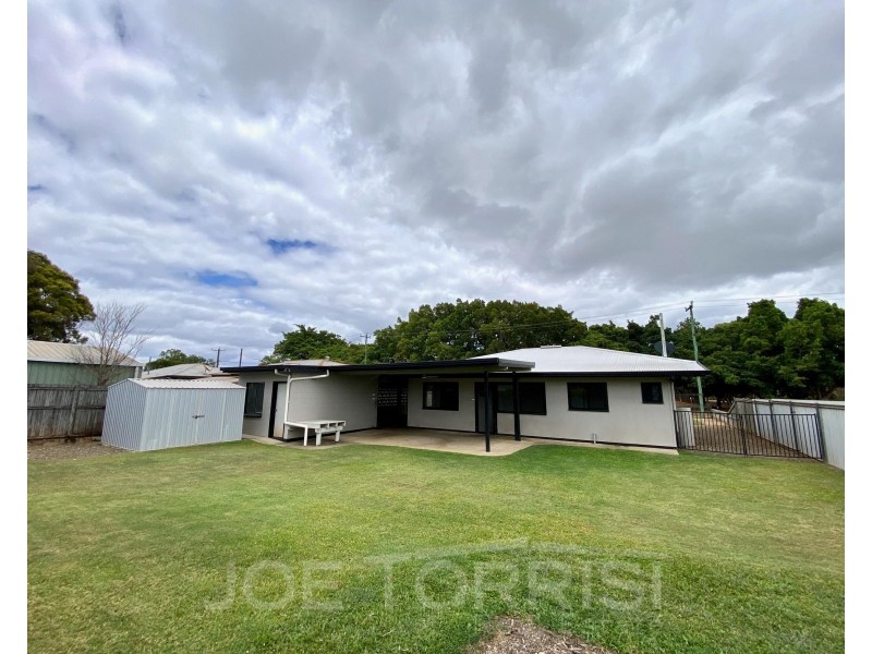 11 Borland Street, Mareeba QLD 4880