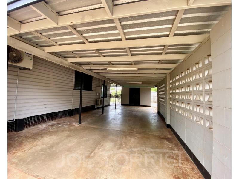 11 Borland Street, Mareeba QLD 4880