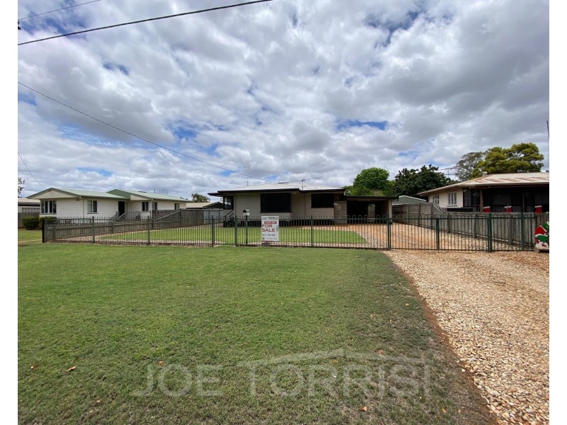 11 Borland Street, Mareeba QLD 4880